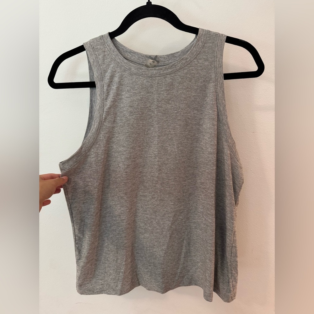 Beyond Yoga Heather Gray Muscle Tee